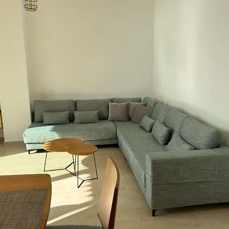Apartament Of فلورا